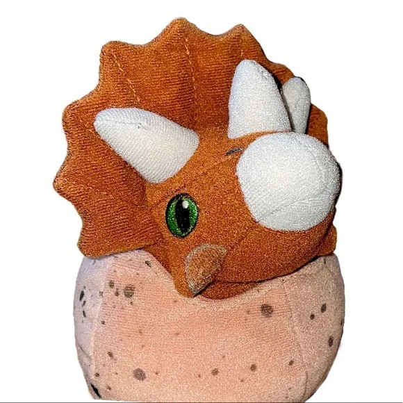 RARE and RETIRED Full Set of Jurassic World egg hatching plushies.
